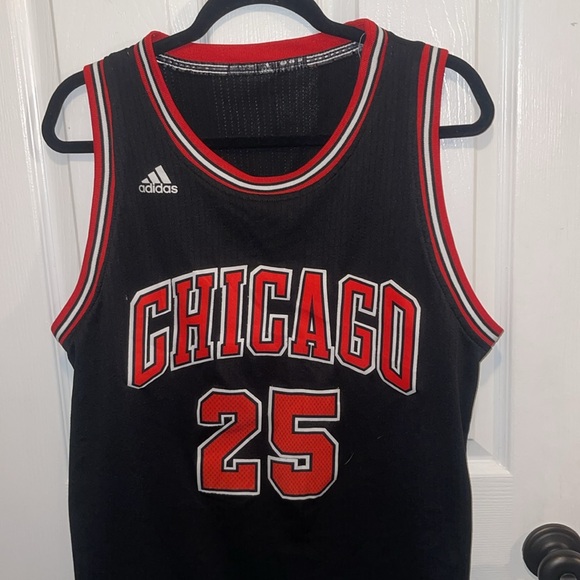 Adidas Chicago Bulls Jersey - Picture 2 of 6